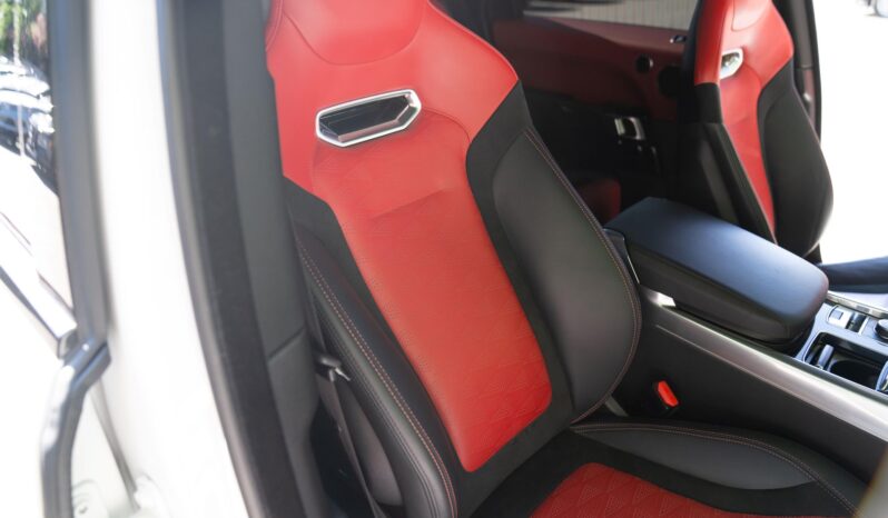 								2022  Land Rover Range Rover Sport SVR full									