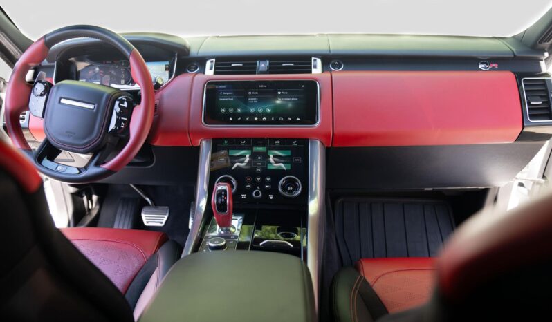 								2022  Land Rover Range Rover Sport SVR full									