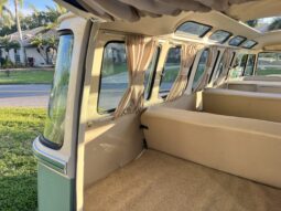 1970 Volkswagen Type 2 Kombi 23-Window Conversion full