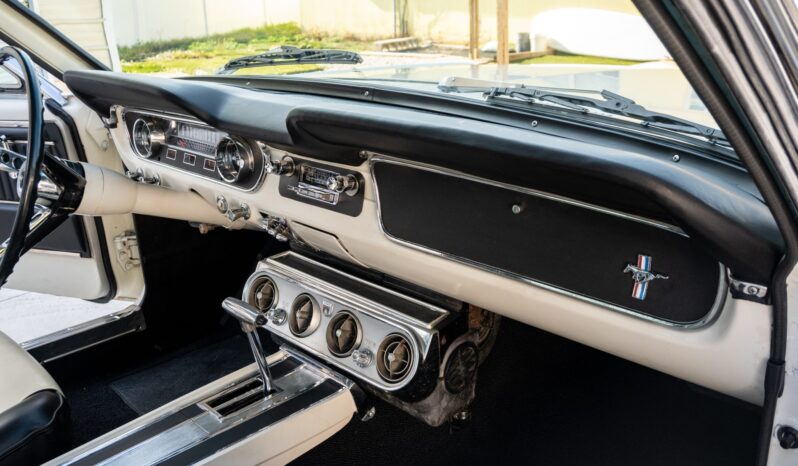 								1965 Ford Mustang Fastback 289 full									