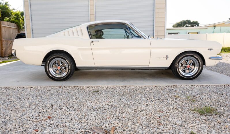 								1965 Ford Mustang Fastback 289 full									
