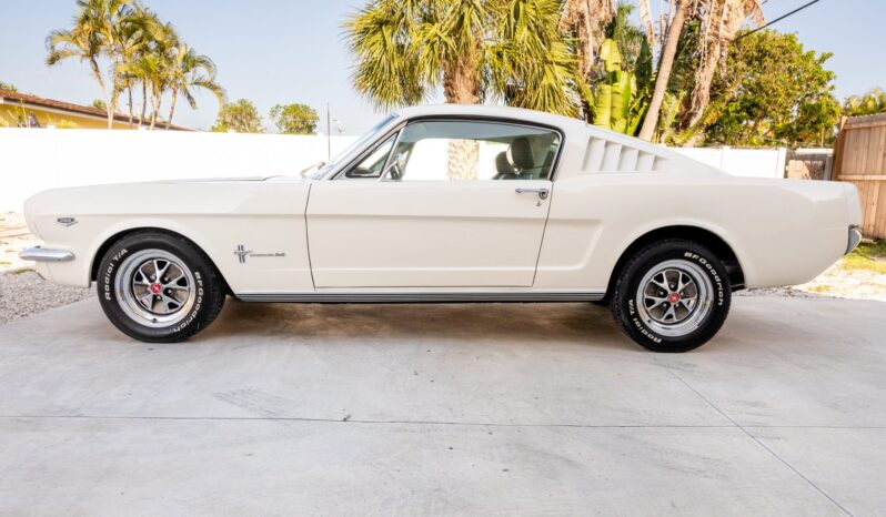 								1965 Ford Mustang Fastback 289 full									