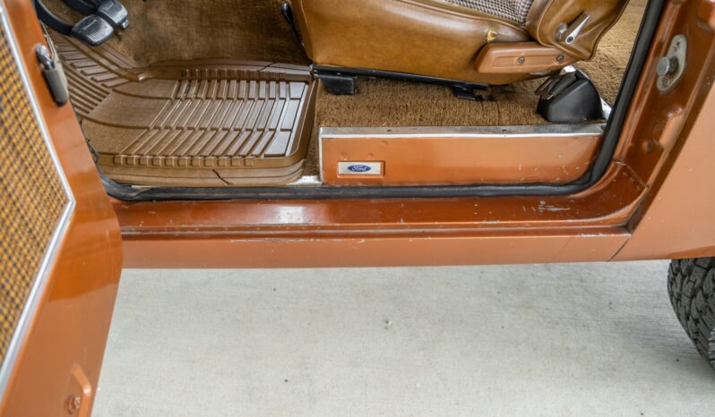 								1974 Ford Bronco Ranger 302 full									