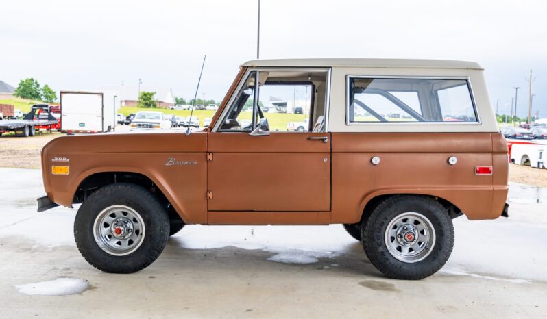 								1974 Ford Bronco Ranger 302 full									