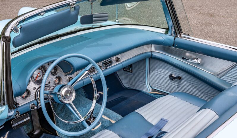 								1957 Ford Thunderbird full									