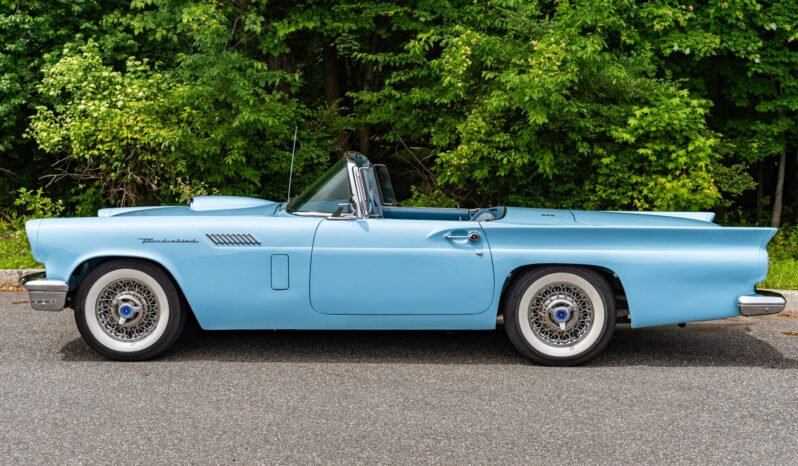 								1957 Ford Thunderbird full									