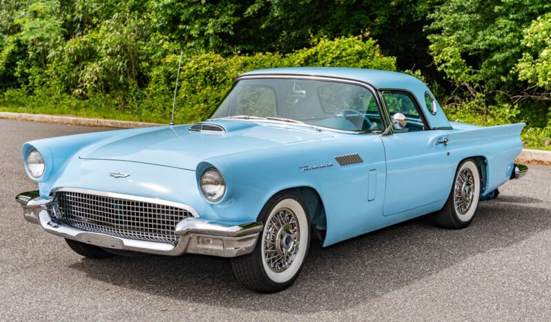 								1957 Ford Thunderbird full									