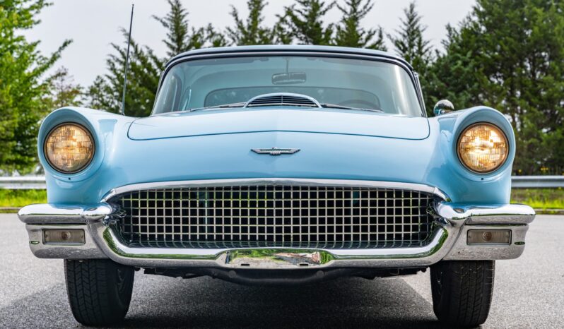 								1957 Ford Thunderbird full									