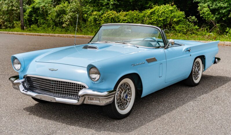 								1957 Ford Thunderbird full									